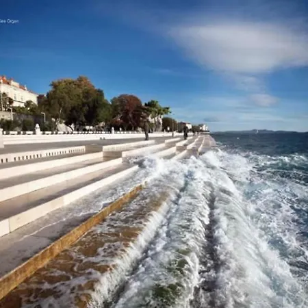 Mina Zadar